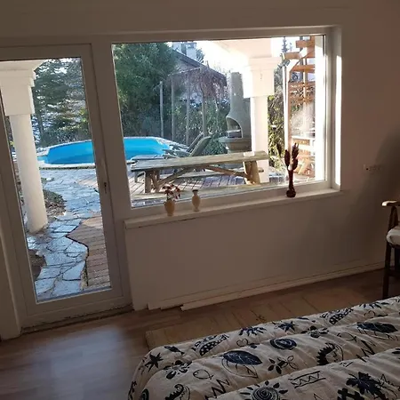 Exclusive In With Private Garden *